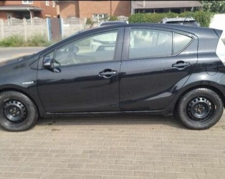 Черный Тойота Приус, объемом двигателя 1.5 л и пробегом 106 тыс. км за 10700 $, фото 1 на Automoto.ua