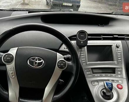 Черный Тойота Приус, объемом двигателя 1.8 л и пробегом 101 тыс. км за 10800 $, фото 8 на Automoto.ua