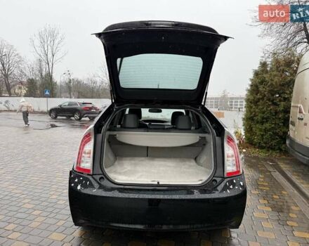 Черный Тойота Приус, объемом двигателя 1.8 л и пробегом 101 тыс. км за 10800 $, фото 5 на Automoto.ua