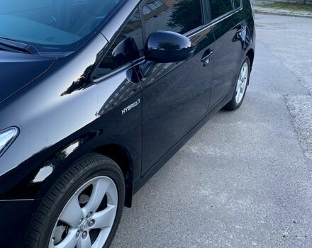 Черный Тойота Приус, объемом двигателя 1.8 л и пробегом 297 тыс. км за 7500 $, фото 1 на Automoto.ua