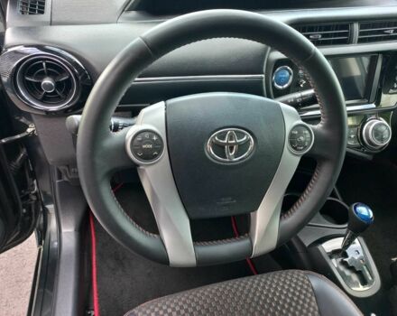 Тойота Пріус 2015 у Києві на Automoto.ua Чорний Тойота Пріус, об'ємом двигуна 1.5 л та пробігом 88 тис. км за 12900 $, фото 16 на Automoto.ua