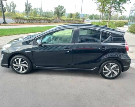 Тойота Пріус 2015 у Києві на Automoto.ua Чорний Тойота Пріус, об'ємом двигуна 1.5 л та пробігом 88 тис. км за 12900 $, фото 7 на Automoto.ua
