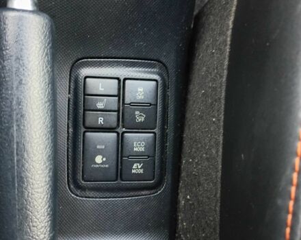 Тойота Пріус 2015 у Києві на Automoto.ua Чорний Тойота Пріус, об'ємом двигуна 1.5 л та пробігом 88 тис. км за 12900 $, фото 17 на Automoto.ua