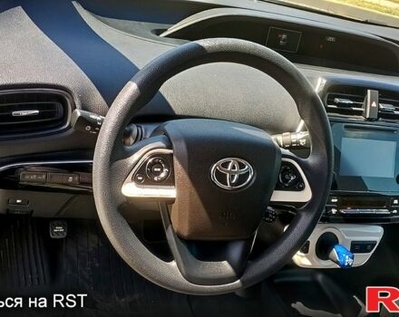 Черный Тойота Приус, объемом двигателя 1.8 л и пробегом 262 тыс. км за 14000 $, фото 5 на Automoto.ua