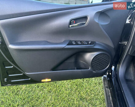 Черный Тойота Приус, объемом двигателя 1.8 л и пробегом 119 тыс. км за 15750 $, фото 22 на Automoto.ua