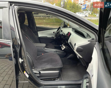 Черный Тойота Приус, объемом двигателя 1.8 л и пробегом 218 тыс. км за 15500 $, фото 52 на Automoto.ua