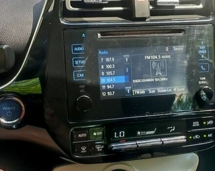 Черный Тойота Приус, объемом двигателя 1.8 л и пробегом 262 тыс. км за 14000 $, фото 7 на Automoto.ua