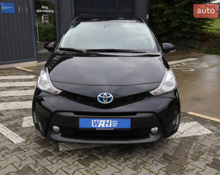 Черный Тойота Приус, объемом двигателя 1.8 л и пробегом 225 тыс. км за 15800 $, фото 2 на Automoto.ua