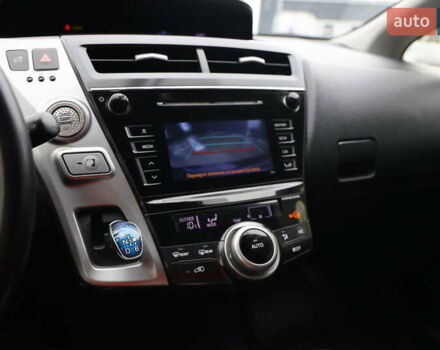 Черный Тойота Приус, объемом двигателя 1.8 л и пробегом 225 тыс. км за 15800 $, фото 15 на Automoto.ua