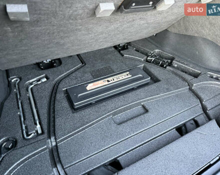 Чорний Тойота Пріус, об'ємом двигуна 1.8 л та пробігом 85 тис. км за 16999 $, фото 79 на Automoto.ua