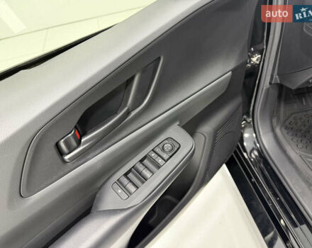 Черный Тойота Приус, объемом двигателя 2 л и пробегом 59 тыс. км за 29999 $, фото 17 на Automoto.ua