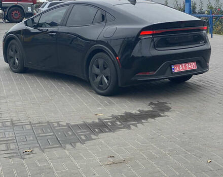 Черный Тойота Приус, объемом двигателя 2 л и пробегом 71 тыс. км за 28500 $, фото 4 на Automoto.ua