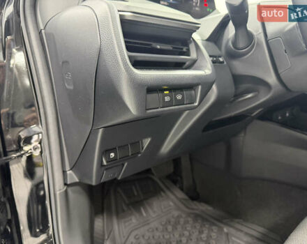 Черный Тойота Приус, объемом двигателя 2 л и пробегом 59 тыс. км за 29999 $, фото 16 на Automoto.ua