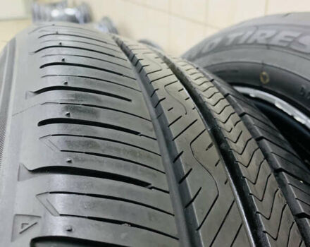 Чорний Тойота Пріус, об'ємом двигуна 2 л та пробігом 7 тис. км за 29500 $, фото 33 на Automoto.ua