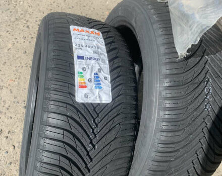 Чорний Тойота Пріус, об'ємом двигуна 2 л та пробігом 7 тис. км за 29500 $, фото 31 на Automoto.ua