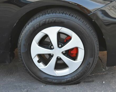 Тойота Приус 2013 в Днепре (Днепропетровске) на Automoto.ua Черный Тойота Приус, объемом двигателя 1.8 л и пробегом 81 тыс. км за 8100 $, фото 13 на Automoto.ua