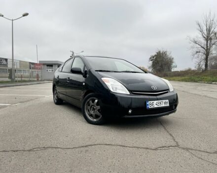 Черный Тойота Приус, объемом двигателя 1.5 л и пробегом 303 тыс. км за 5500 $, фото 4 на Automoto.ua