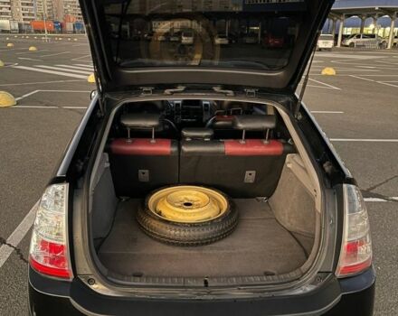 Черный Тойота Приус, объемом двигателя 1.5 л и пробегом 304 тыс. км за 6000 $, фото 7 на Automoto.ua