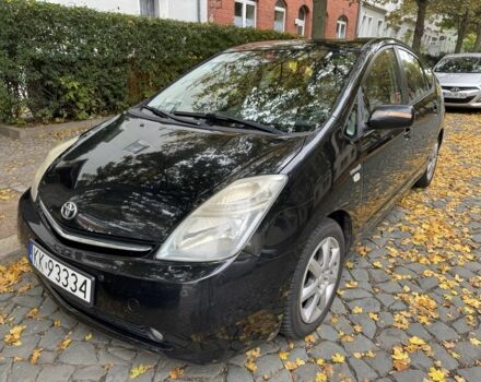 Чорний Тойота Пріус, об'ємом двигуна 1.5 л та пробігом 289 тис. км за 3915 $, фото 1 на Automoto.ua