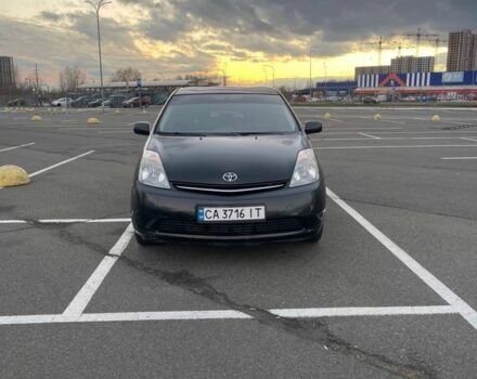 Черный Тойота Приус, объемом двигателя 1.5 л и пробегом 304 тыс. км за 6000 $, фото 1 на Automoto.ua