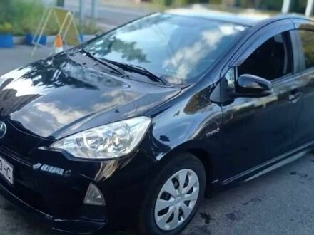 Черный Тойота Приус, объемом двигателя 1.5 л и пробегом 181 тыс. км за 8500 $, фото 1 на Automoto.ua