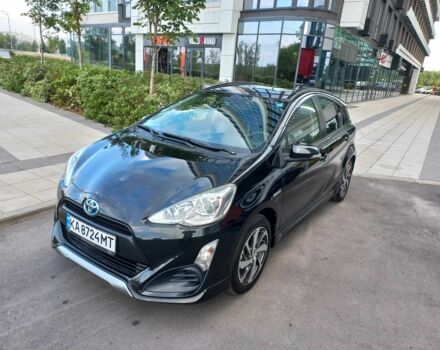 Тойота Приус 2015 в Киеве на Automoto.ua Черный Тойота Приус, объемом двигателя 1.5 л и пробегом 88 тыс. км за 12900 $, фото 1 на Automoto.ua