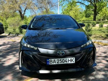 Черный Тойота Приус, объемом двигателя 1.8 л и пробегом 77 тыс. км за 22500 $, фото 1 на Automoto.ua
