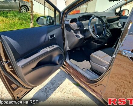 Коричневий Тойота Пріус, об'ємом двигуна 1.5 л та пробігом 50 тис. км за 16200 $, фото 4 на Automoto.ua