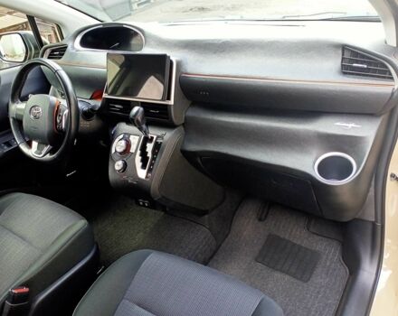 Коричневый Тойота Приус, объемом двигателя 1.5 л и пробегом 60 тыс. км за 16500 $, фото 16 на Automoto.ua