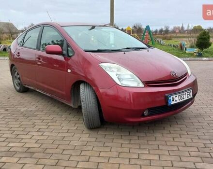 Красный Тойота Приус, объемом двигателя 1.5 л и пробегом 226 тыс. км за 6500 $, фото 5 на Automoto.ua