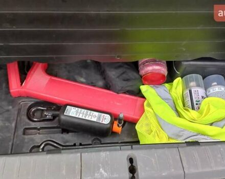 Красный Тойота Приус, объемом двигателя 1.5 л и пробегом 226 тыс. км за 6500 $, фото 28 на Automoto.ua