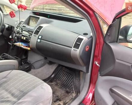 Красный Тойота Приус, объемом двигателя 1.5 л и пробегом 226 тыс. км за 6500 $, фото 31 на Automoto.ua