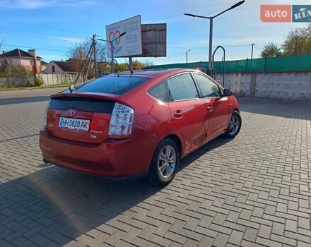 Червоний Тойота Пріус, об'ємом двигуна 1.5 л та пробігом 192 тис. км за 3999 $, фото 4 на Automoto.ua