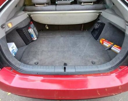 Красный Тойота Приус, объемом двигателя 1.5 л и пробегом 300 тыс. км за 7500 $, фото 6 на Automoto.ua