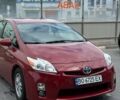 Красный Тойота Приус, объемом двигателя 1.8 л и пробегом 320 тыс. км за 10300 $, фото 1 на Automoto.ua