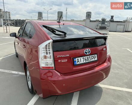 Красный Тойота Приус, объемом двигателя 1.8 л и пробегом 227 тыс. км за 10500 $, фото 9 на Automoto.ua