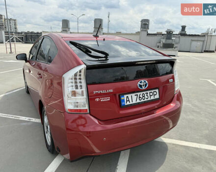 Красный Тойота Приус, объемом двигателя 1.8 л и пробегом 296 тыс. км за 9400 $, фото 9 на Automoto.ua