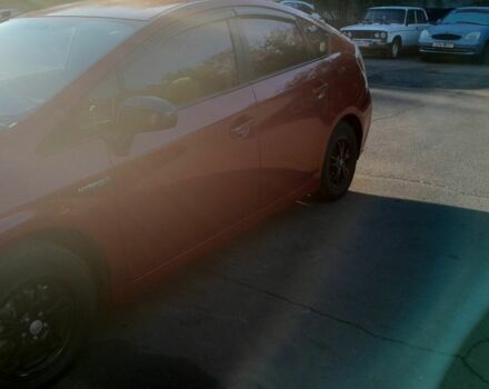 Красный Тойота Приус, объемом двигателя 1.8 л и пробегом 200 тыс. км за 10500 $, фото 4 на Automoto.ua