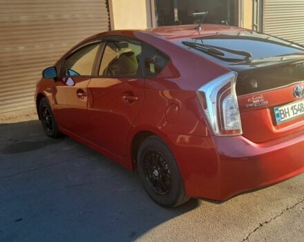 Красный Тойота Приус, объемом двигателя 1.8 л и пробегом 200 тыс. км за 10500 $, фото 3 на Automoto.ua