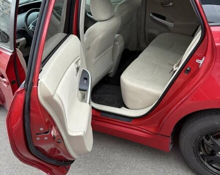Красный Тойота Приус, объемом двигателя 1.8 л и пробегом 167 тыс. км за 12500 $, фото 12 на Automoto.ua