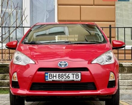 Червоний Тойота Пріус, об'ємом двигуна 1.5 л та пробігом 208 тис. км за 9999 $, фото 9 на Automoto.ua