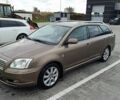 Красный Тойота Приус, объемом двигателя 1.8 л и пробегом 199 тыс. км за 11500 $, фото 1 на Automoto.ua