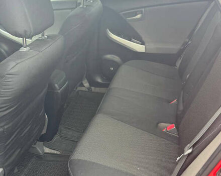 Красный Тойота Приус, объемом двигателя 1.8 л и пробегом 199 тыс. км за 11400 $, фото 8 на Automoto.ua