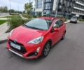 Червоний Тойота Пріус, об'ємом двигуна 1.5 л та пробігом 79 тис. км за 12900 $, фото 1 на Automoto.ua