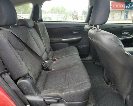 Красный Тойота Приус, объемом двигателя 1.8 л и пробегом 128 тыс. км за 2400 $, фото 10 на Automoto.ua