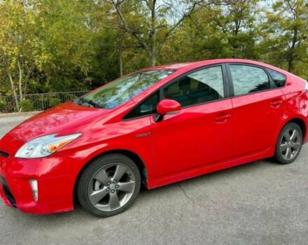 Красный Тойота Приус, объемом двигателя 1.8 л и пробегом 70 тыс. км за 1900 $, фото 2 на Automoto.ua