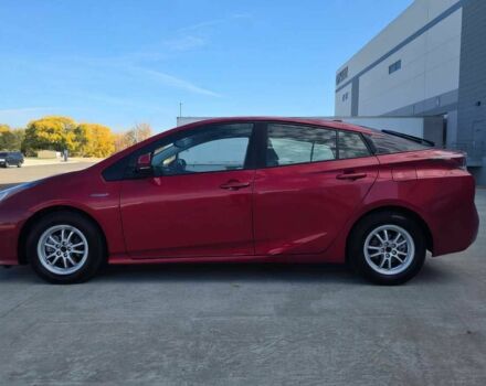 Красный Тойота Приус, объемом двигателя 1.8 л и пробегом 63 тыс. км за 7000 $, фото 3 на Automoto.ua