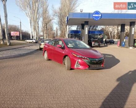 Красный Тойота Приус, объемом двигателя 1.8 л и пробегом 170 тыс. км за 20500 $, фото 3 на Automoto.ua