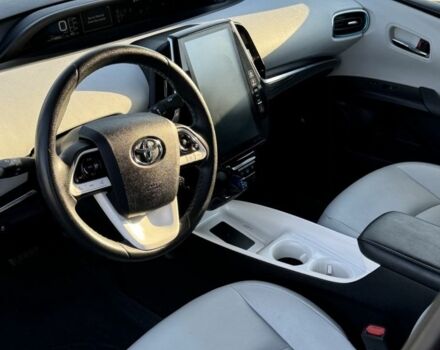 Красный Тойота Приус, объемом двигателя 1.8 л и пробегом 126 тыс. км за 19000 $, фото 4 на Automoto.ua