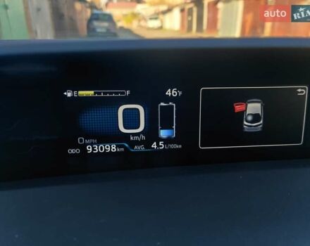 Красный Тойота Приус, объемом двигателя 1.8 л и пробегом 93 тыс. км за 18500 $, фото 19 на Automoto.ua